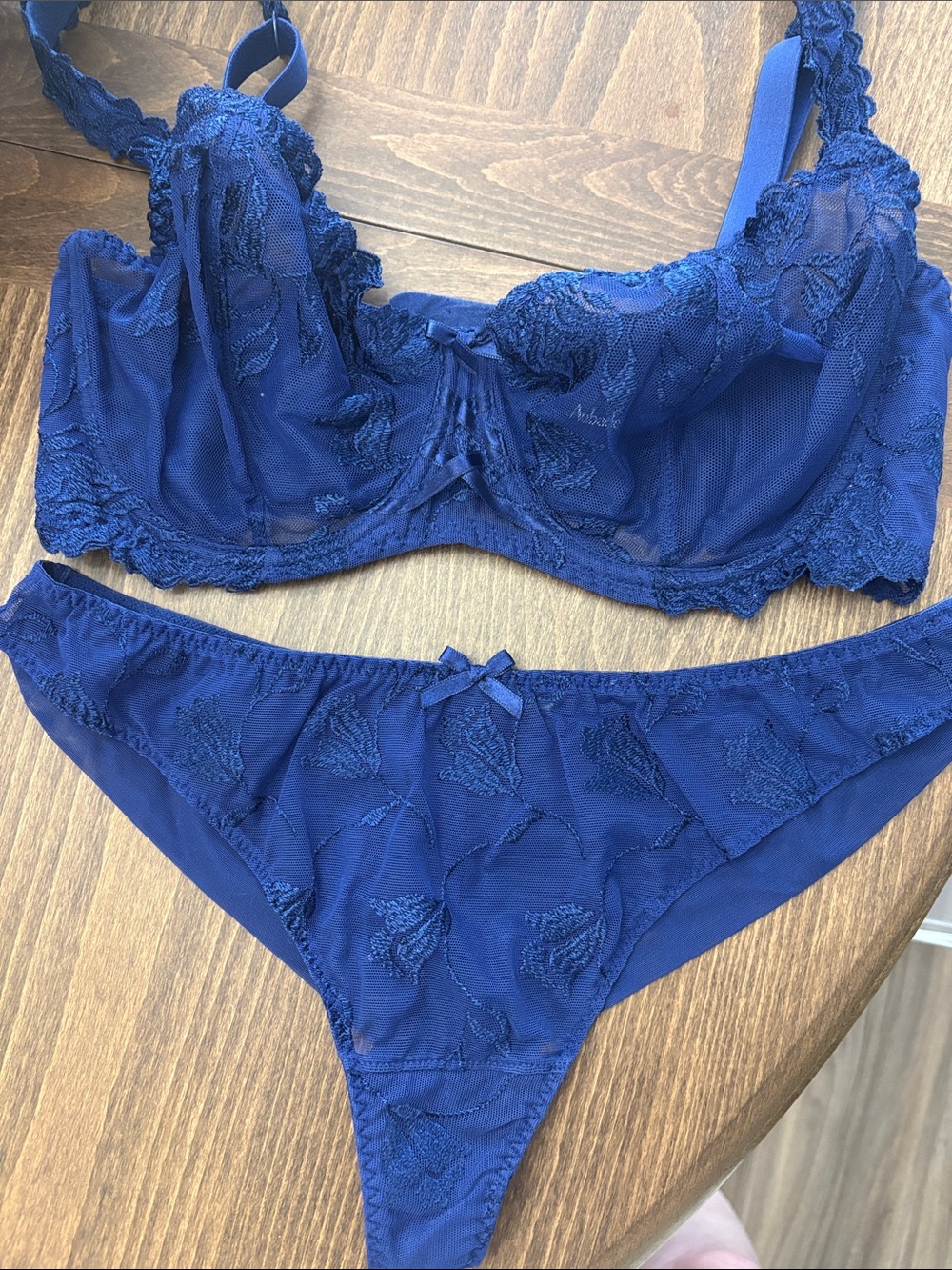 Aubade exquisite indigo Blue Lace Underwire Bra & Thong Set - Women's Intimates